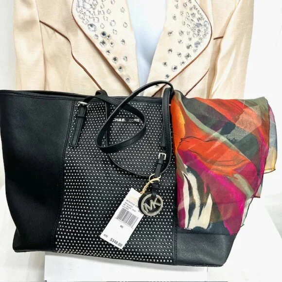 New $348  MICHAEL KORS BLACK STUD LARGE LEATHER TOTE SHOULDER BAG With Scarf (4) - Picture 4 of 13